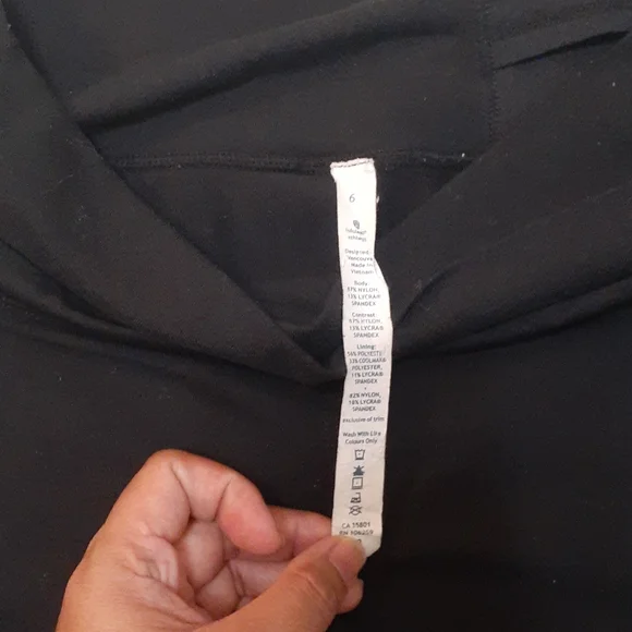 Lululemon Yoga Pants Size 6 - Picture 3 of 9